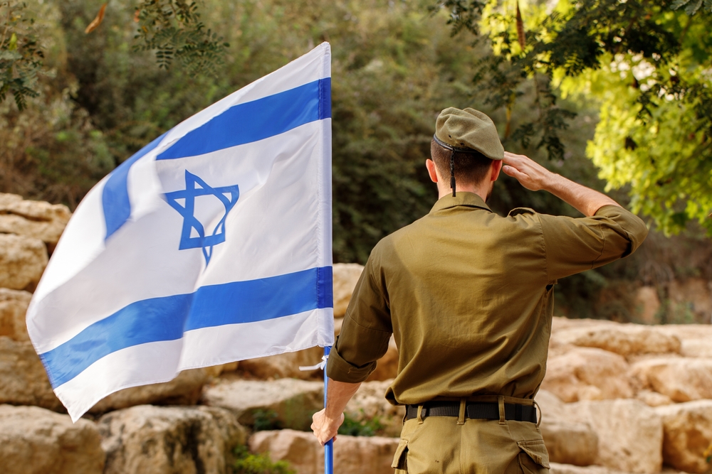 שעות עבודה, היעדרות ותשלום ביום הזיכרון וביום העצמאות 2026 ותזכורת לגבי פרסום דוח שכר שווה